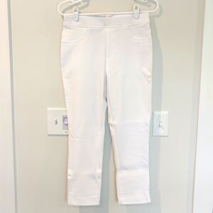 NWT Women's White Capri Pants Size M